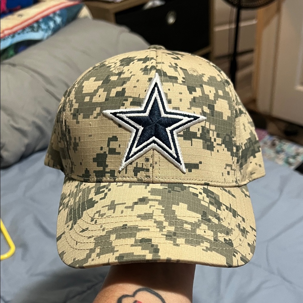 Digital Camo Dallas Cowboys Star Logo Cap